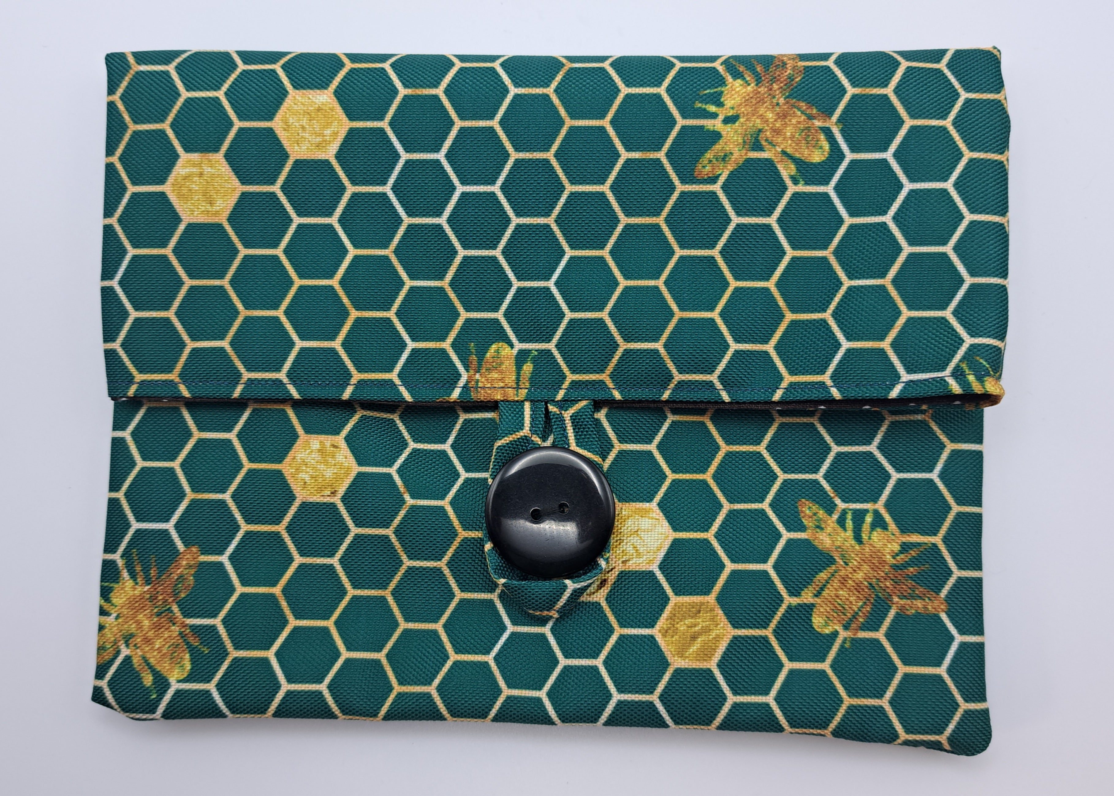 Cosmetic bag