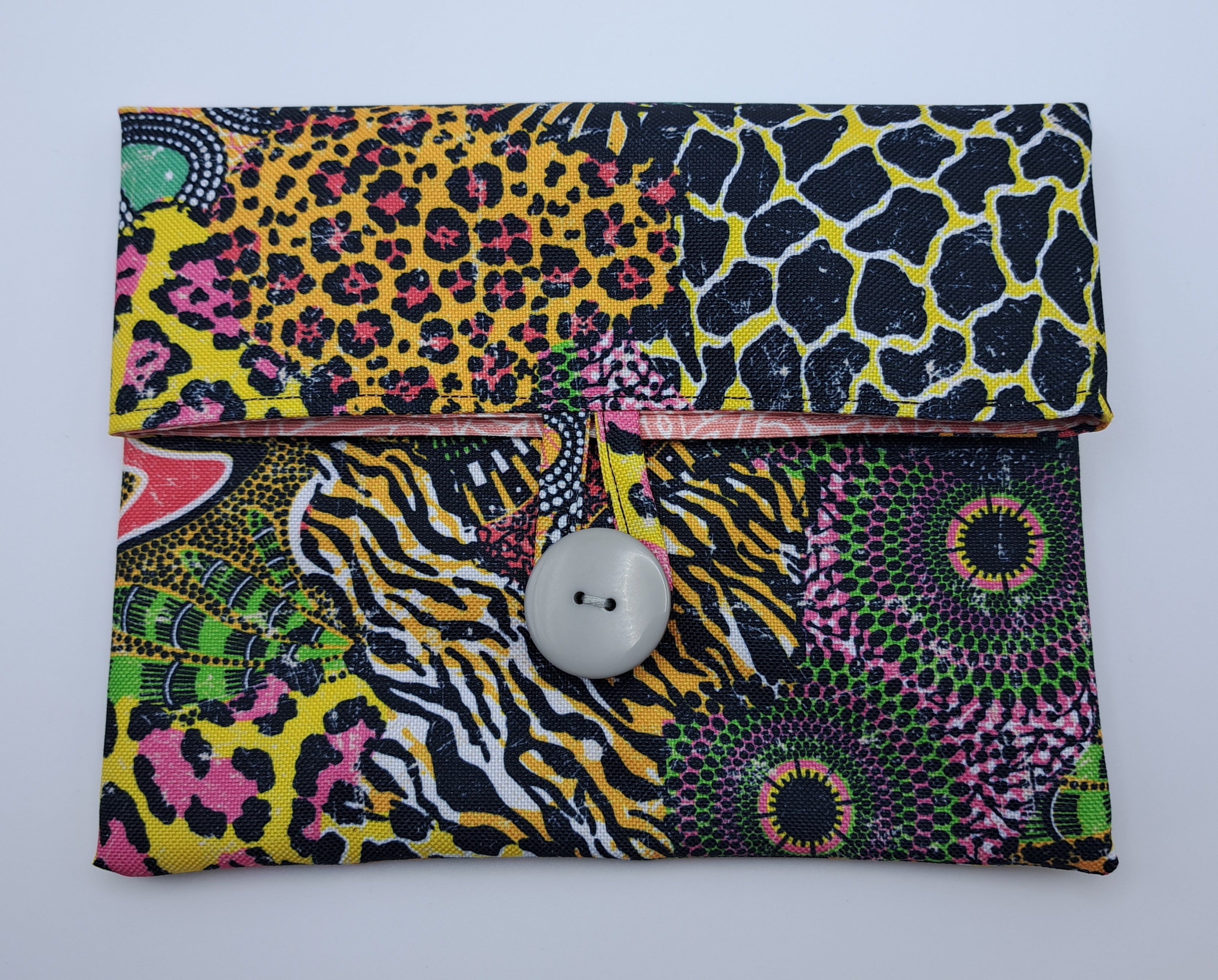Cosmetic bag