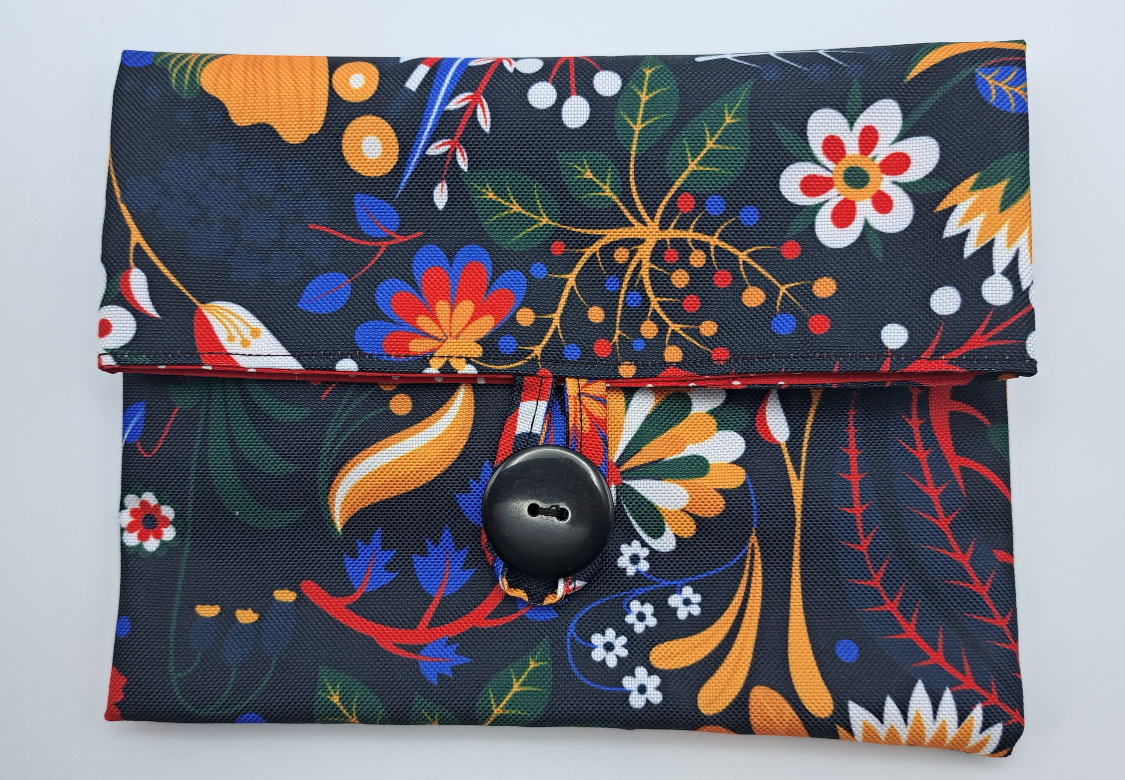 Cosmetic bag